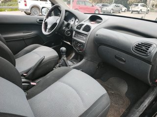 Peugeot 206 2003
