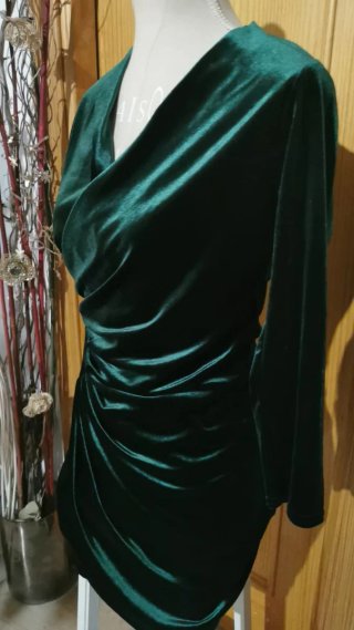 Elegante vestido verde