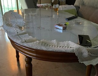 Mesa de Comedor de Madera y Cristal