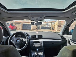 BMW Serie 1 118i Automático 5 puertas Etiqueta C