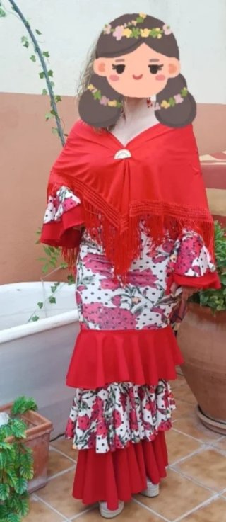 Traje de flamenca rojo con flores y lunares