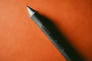 Wacom Intuos M Bluetooth + Funda