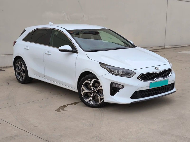 Kia cee'd 5p 1.6 MHEV Tech DCT 2021