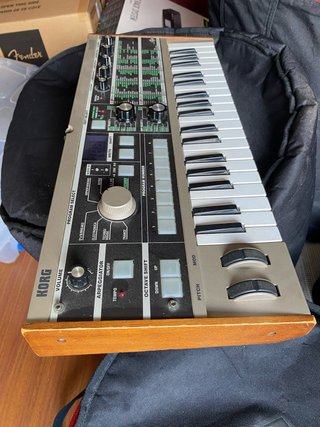 Sintetizador Korg Microkorg