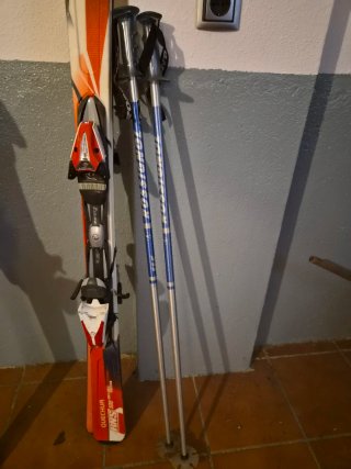 Esquís y bastones Rossignol Quechua
