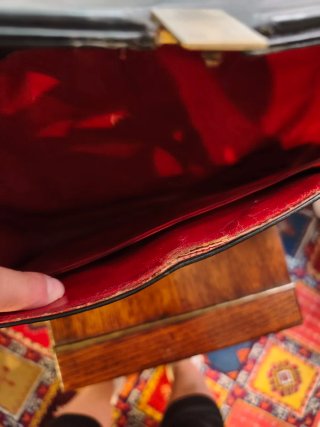 Bolso de mano negro