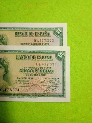 Pareja 2 Billetes 5 Pesetas 1935. Última serie.
