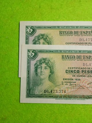 Pareja 2 Billetes 5 Pesetas 1935. Última serie.