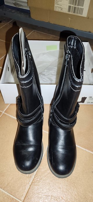 Botas Altas Negras Talla 35