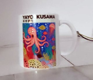 Taza cerámica Yayoi Kusama Océano