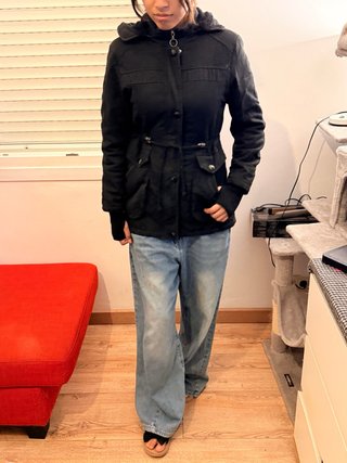 Chaqueta parka militar capucha negra