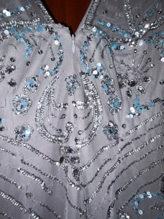 Vestido de Fiesta Plateado con Lentejuelas