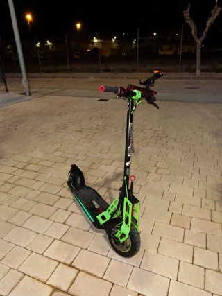 Patinete Eléctrico Bison 800W Ecoxtrem
