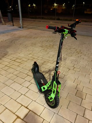 Patinete Eléctrico Bison 800W Ecoxtrem