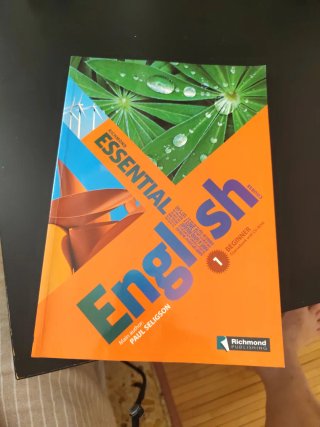 Richmond essential English course: 1 beginner. ...