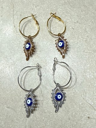 2 Pares de Pendientes de Aro con ojo