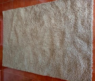 Alfombra Beige de Pelo Largo