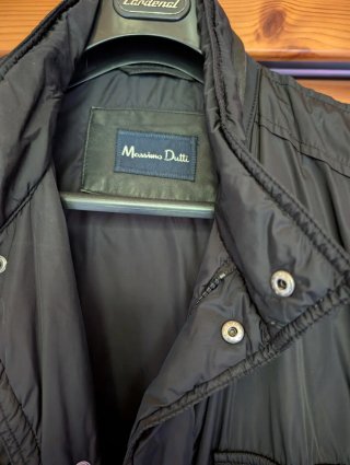 Parka impermeable Massimo Dutti negra