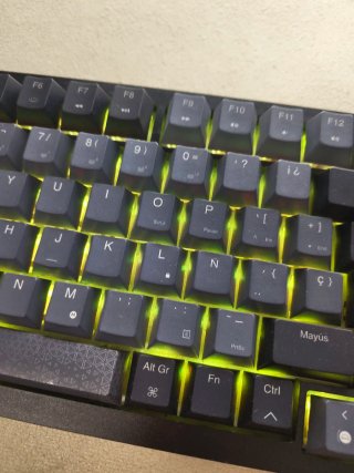 Corsair K65 Plus Wireless 005XU6 Tastiera Meccanica