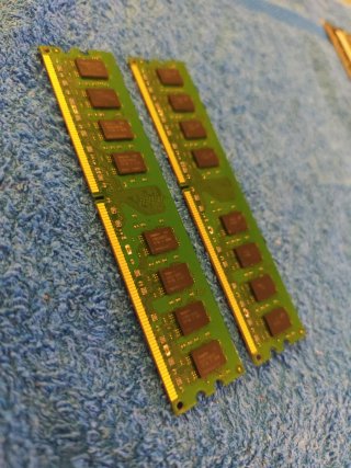 2x Patriot 2GB DDR2 PC2-6400 CL6 RAM