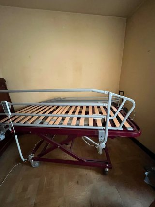 Cama  medica geriátrica personas mayores/ encamada