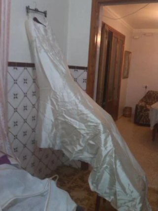 Abito da sposa avorio modificabile