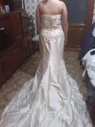 Abito da sposa avorio modificabile