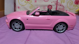 Coche de juguete rosa convertible GT