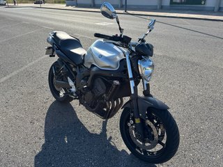 Yamaha FZ6 Naked