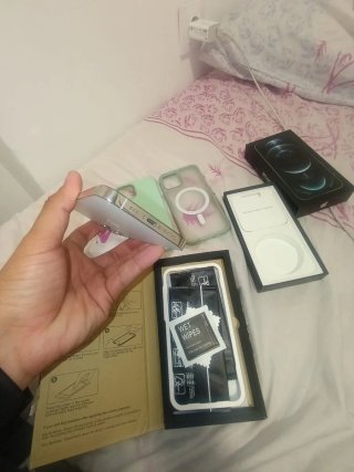 iPhone 12 Pro 256GB Plata 87% Batería 3 forros