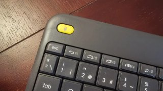 Logitech Tastiera Wireless Nuova