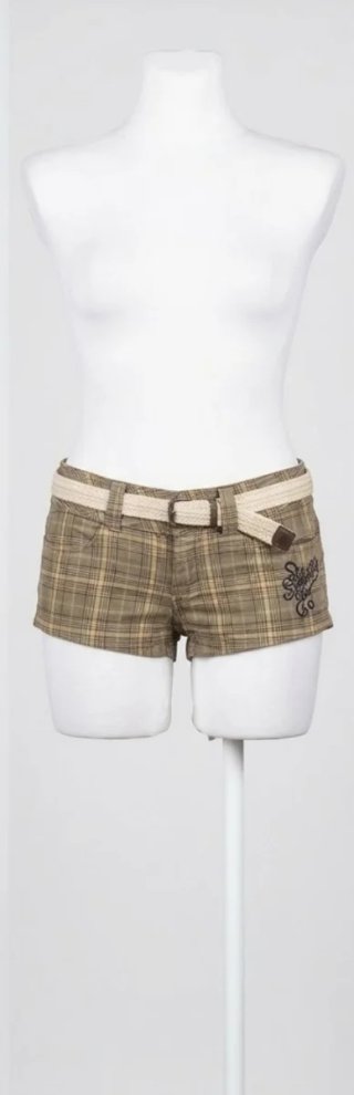 Shorts de cuadros talla 38 cinturón de regalo