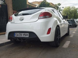 Hyundai Veloster 2012