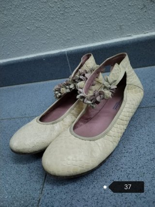 Manoletinas Maria Leon Beige Talla 37