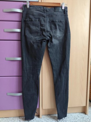 Pantalones vaqueros Bershka