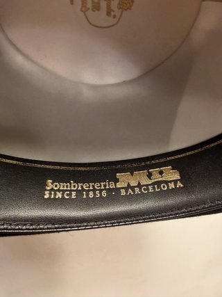 Sombrero de copa negro fernandez y roche , Sevilla