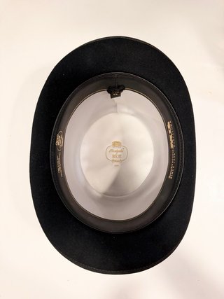 Sombrero de copa negro fernandez y roche , Sevilla