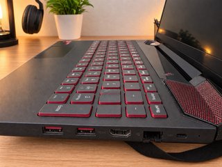 Lenovo IdeaPad Y700 i7-6700HQ GTX 960M 16GB RAM