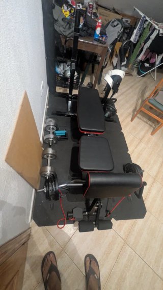 Banco de Pesas y Equipo de Entrenamiento