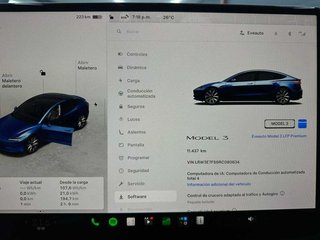 Tesla Model 3 RWD trasera acabado Premium