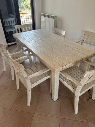 Set tavolo e sedie in pino bianco