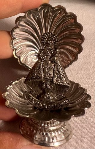 Virgen de Covadonga vintage - concha plateada fija