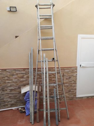 Escalera de dos tramos 6 metros aproximadamente