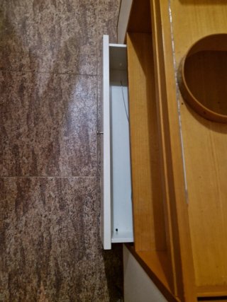 Mueble de baño de madera