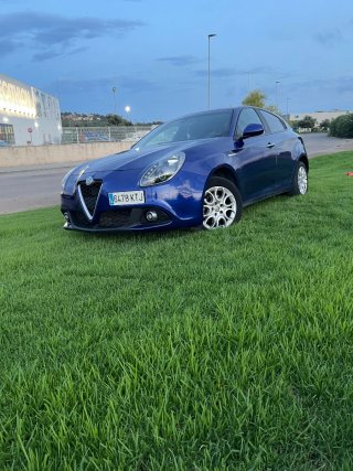 Alfa Romeo Giulietta 2018 52.000 km 1 propietario