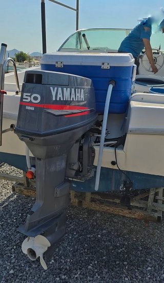 Motor Fueraborda Yamaha 50cv 2T con media hora
