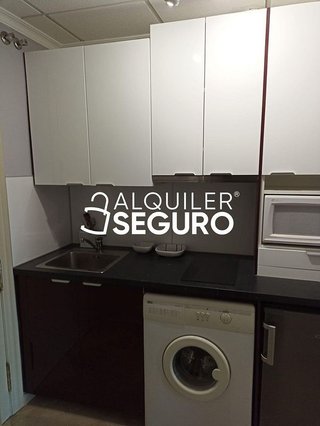 Piso en alquiler en Bola de Oro - Serrallo en Granada