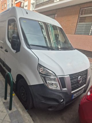 Nissan NV400 2019