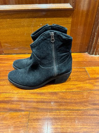 Botines de Piel Negros