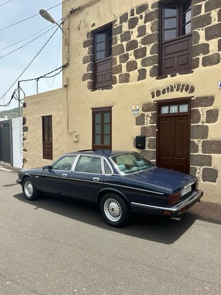 Daimler XJ6 1987